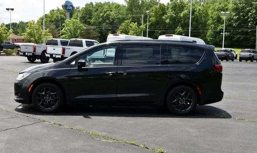 2019 Chrysler Pacifica Touring-L Plus