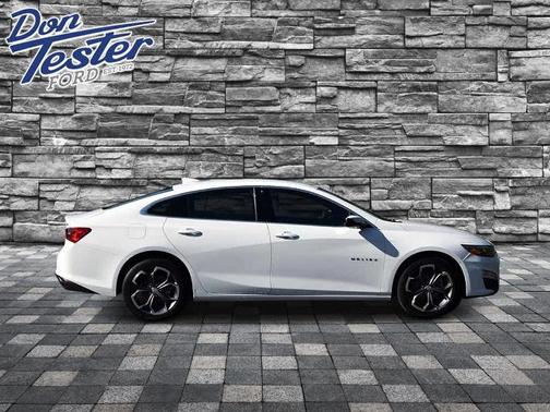 2024 Chevrolet Malibu LT W/1LT