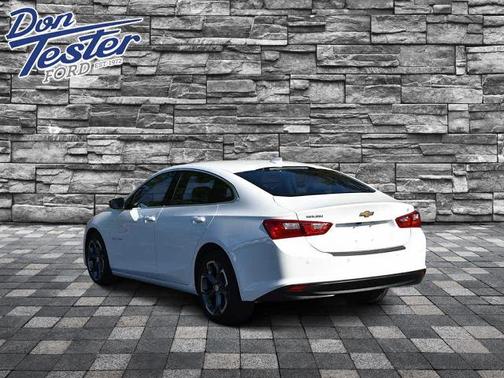 2024 Chevrolet Malibu LT W/1LT