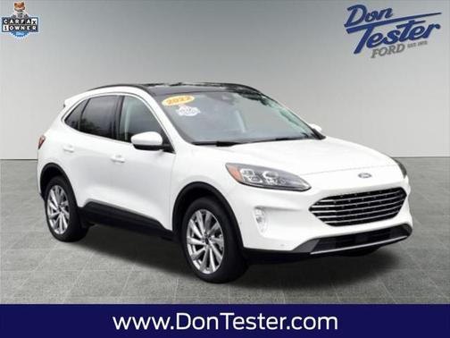 2022 Ford Escape Titanium