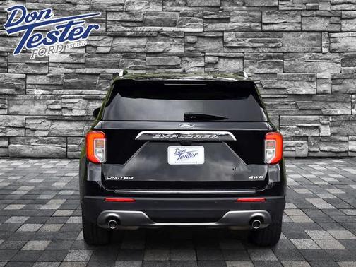 AGATE BLACK METALLIC 2021 Ford Explorer LIMITED