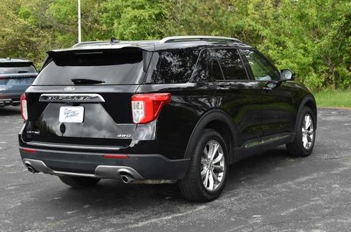 AGATE BLACK METALLIC 2021 Ford Explorer LIMITED