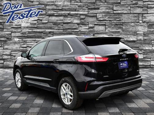 AGATE BLACK METALLIC 2022 Ford Edge SEL
