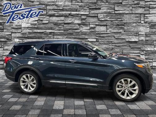 2022 Ford Explorer PLATINUM
