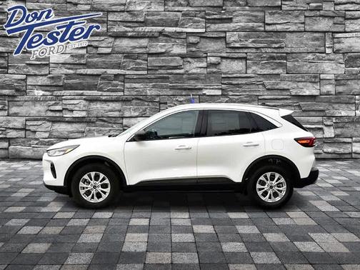 STAR WHITE METALLIC TRI-COA 2023 Ford Escape ACTIVE
