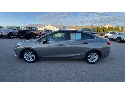 2019 Chevrolet Cruze LT