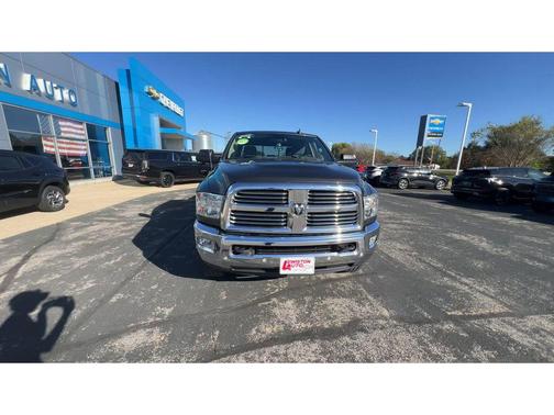 2017 RAM 2500 Big Horn Crew Cab 4x4 6'4' Box