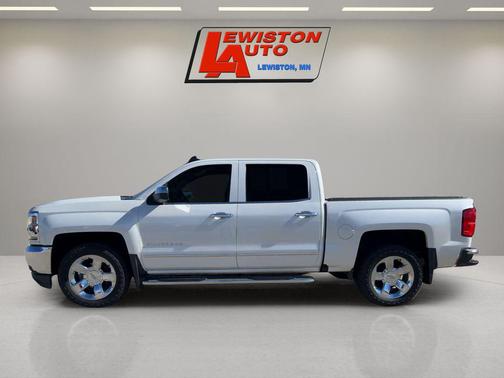 Iridescent Pearl Tricoat 2017 Chevrolet Silverado 1500 LTZ