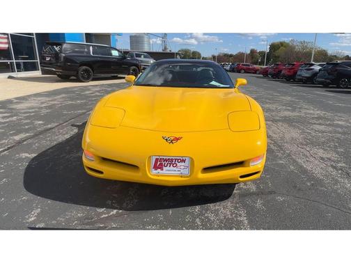 2002 Chevrolet Corvette Base