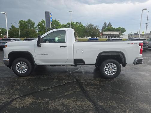 2025 Chevrolet Silverado 3500 WT
