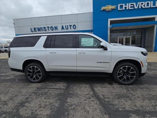 2025 Chevrolet Suburban RST