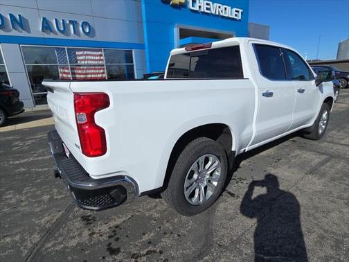 2025 Chevrolet Silverado 1500 LTZ