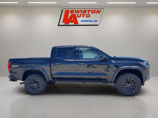 Black 2026 Chevrolet Colorado Trail Boss