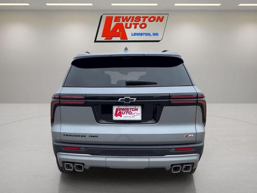 Sterling Gray Metallic 2026 Chevrolet Traverse AWD Z71