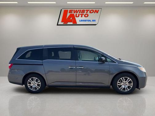 Polished Metal Metallic 2012 Honda Odyssey EX