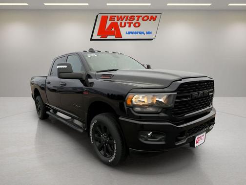 2023 RAM 2500 Big Horn Crew Cab 4x4 6'4' Box