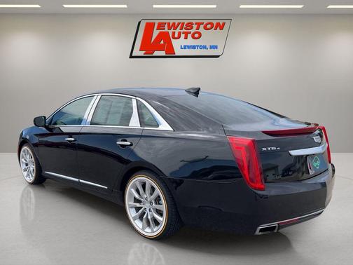 Stellar Black Metallic 2016 Cadillac XTS Luxury