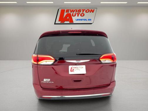 2018 Chrysler Pacifica Touring-L Plus