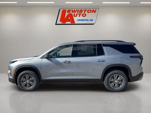 Sterling Gray Metallic 2026 Chevrolet Traverse LT