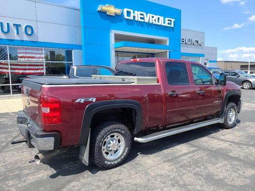Photo 3 of 21 of 2009 Chevrolet Silverado 2500 LT H/D Crew Cab
