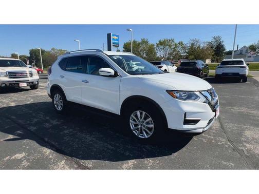 2020 Nissan Rogue SV
