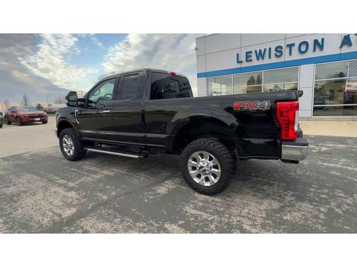 2017 Ford F-350 Lariat