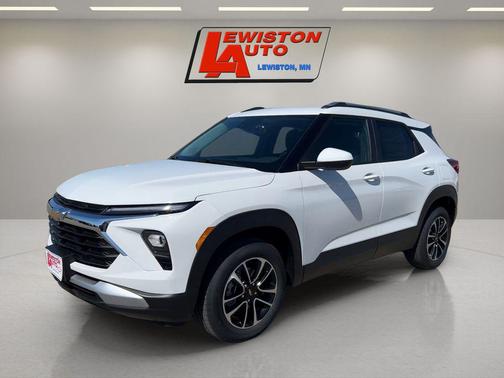 Summit White 2026 Chevrolet Trailblazer LT