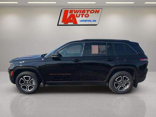 2022 Jeep Grand Cherokee Trailhawk