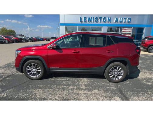 2024 GMC Terrain SLT