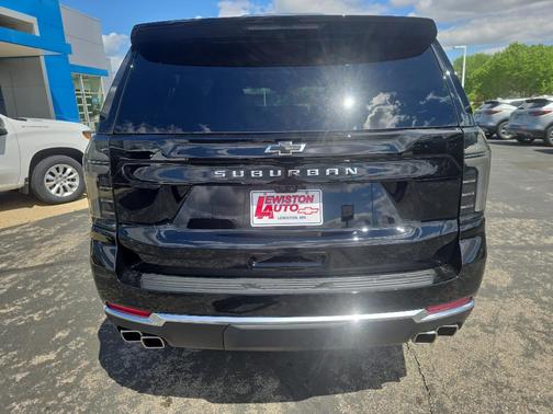 2025 Chevrolet Suburban 4WD High Country