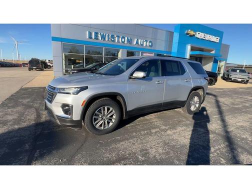 2022 Chevrolet Traverse LT Cloth