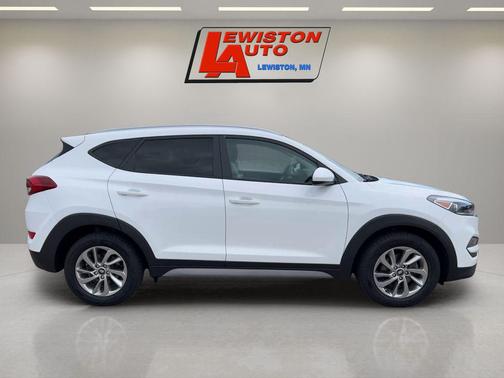Dazzling White 2018 Hyundai TUCSON SEL