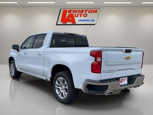 Polar White Tricoat 2026 Chevrolet Silverado 1500 LTZ