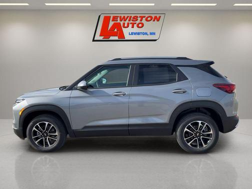 Sterling Gray Metallic 2026 Chevrolet Trailblazer LT