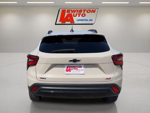 White Sands 2026 Chevrolet Trax FWD 2RS
