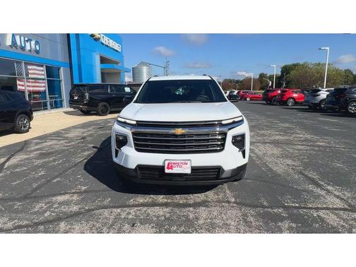 2025 Chevrolet Traverse LT