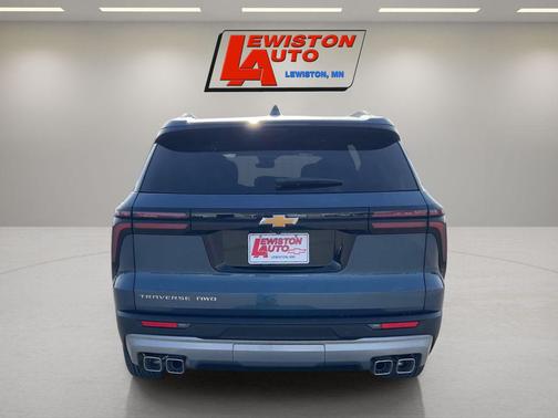 Lakeshore Blue Metallic 2026 Chevrolet Traverse LT