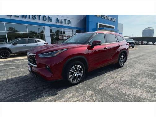 2021 Toyota Highlander XLE