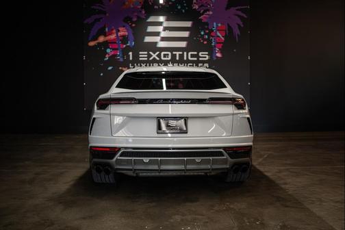 2019 Lamborghini Urus SUV
