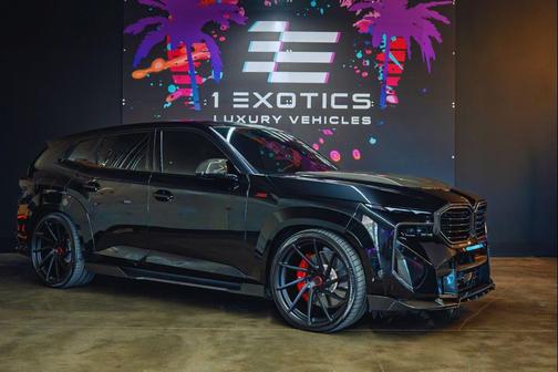 2024 BMW XM Base