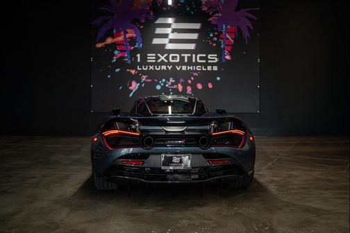 2018 McLaren 720S Base