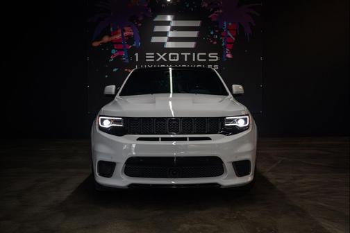 Bright White Clearcoat 2020 Jeep Grand Cherokee Trackhawk