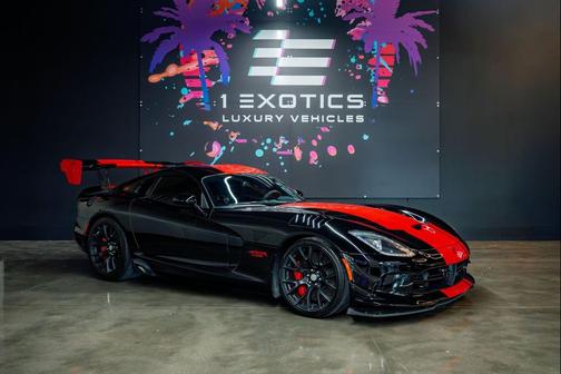 2017 Dodge Viper GTC