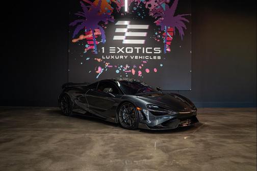 2021 McLaren 765LT Coupe