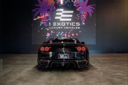 2019 Ferrari 812 Superfast Base