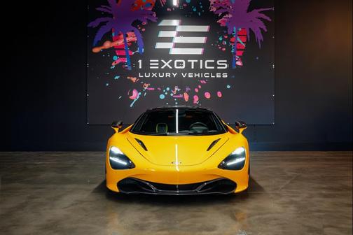 2018 McLaren 720S Base