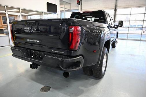 2024 GMC Sierra 3500 Denali