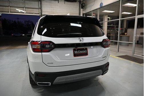 2024 Honda Pilot Touring 8-Passenger