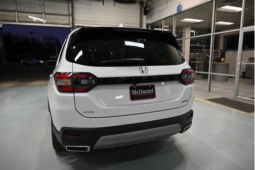 2024 Honda Pilot Touring 8-Passenger