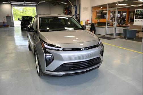 Sterling Gray Metallic 2027 Chevrolet Bolt LT FWD